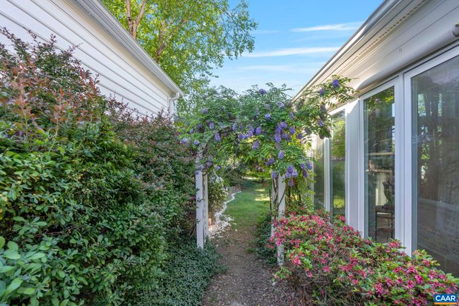 1165 Courtyard Dr, House other with 3 bedrooms, 2 bathrooms and null parking in CHARLOTTESVILLE VA | Image 36