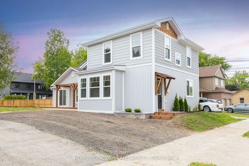 195 Water St, Lucan, ON, N0M2J0 | Card Image