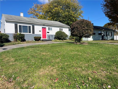 17 Braddock Dr, Latrobe, PA, 15650-1033 | Card Image