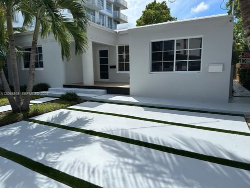 7820 Carlyle Avenue, Miami Beach, FL, 33141 | Card Image