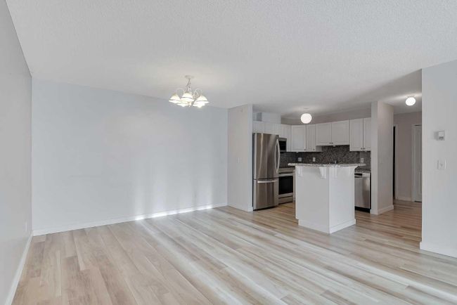 412 - 6000 Somervale Court Sw, Home with 2 bedrooms, 2 bathrooms and 2 parking in Calgary AB | Image 8