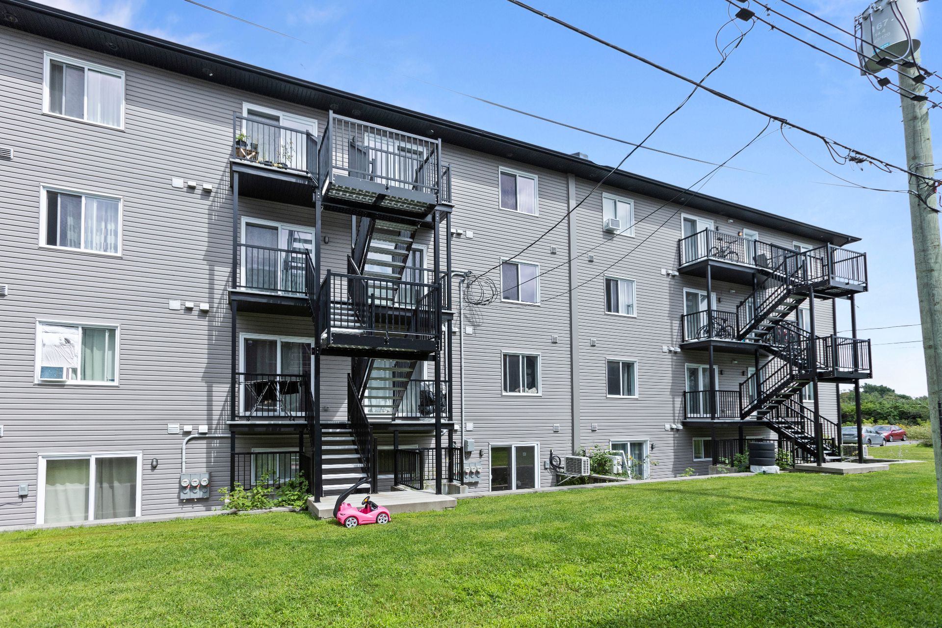 Residential Lease in Vaudreuil-Dorion 5