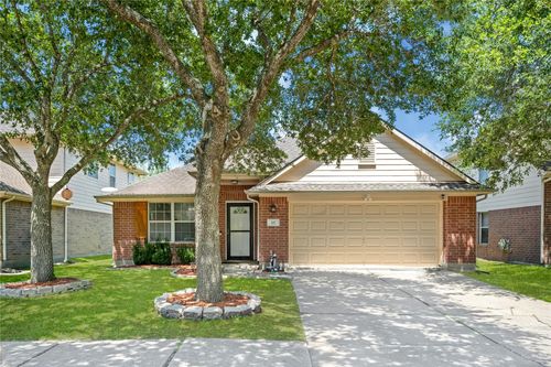 327 Mammoth Springs Ln, Dickinson, TX, 77539-4047 | Card Image