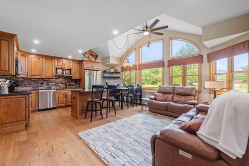 18-23 Jack O'Lantern S Dr, North Woodstock, NH, 03262 | Card Image