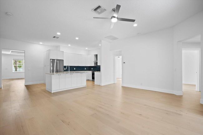 204 Clocktower Dr, House other with 4 bedrooms, 2 bathrooms and null parking in Jupiter FL | Image 5