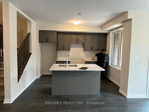 25-100 Hollywood Crt, Cambridge, ON, N1R0C5 | Card Image