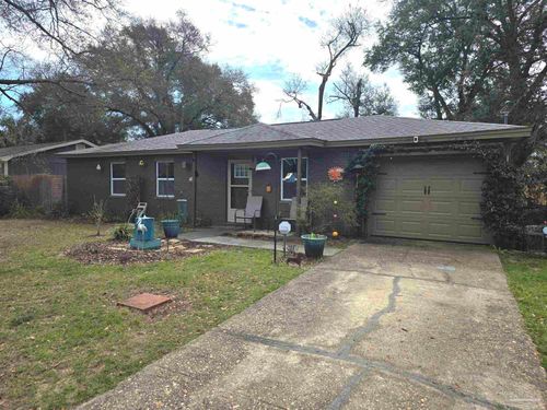 209 Marine Dr, Pensacola, FL, 32507-2327 | Card Image