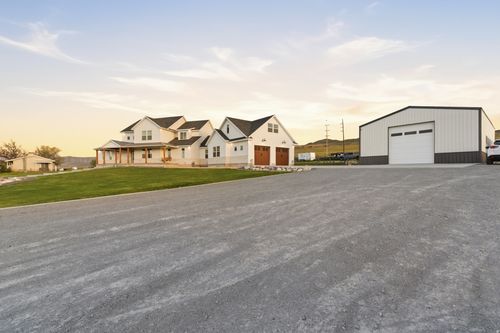 3566 W 1000 N, Tremonton, UT, 84337-9349 | Card Image