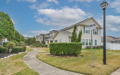20819 Patriot Park Ln, Katy, TX, 77449-2324 | Card Image