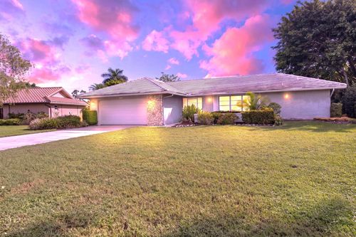 379 Torrey Pines Pt, NAPLES, FL, 34113-7543 | Card Image