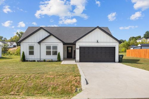 3008 Longview Court, Dickson, TN, 37055 | Card Image
