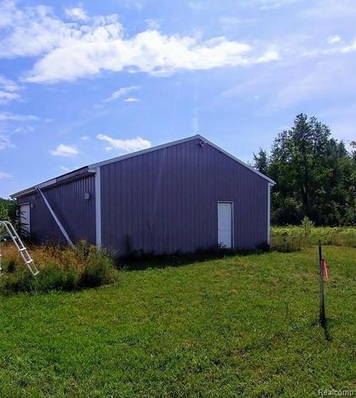 7341 Hess Rd, Millington, MI, 48746-9128 | Card Image