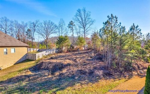 12 Redwood Dr, Adairsville, GA, 30103-3074 | Card Image