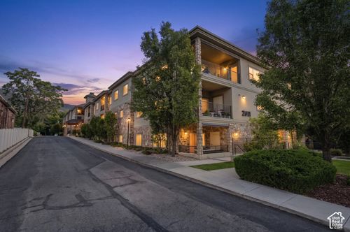 311-2011 S 2100 E, Salt Lake City, UT, 84108-3176 | Card Image