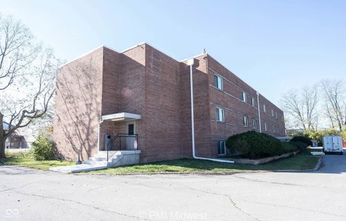 apt-28-2215 E 56th St, Indianapolis, IN, 46220-3478 | Card Image
