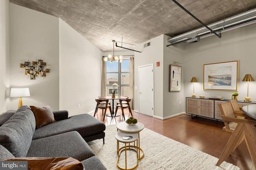 809-1300 N St Nw, WASHINGTON, DC, 20005-3693 | Card Image
