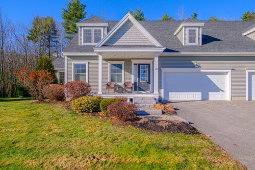 29-29 Mccann Way, Scarborough, ME, 04074 | Card Image