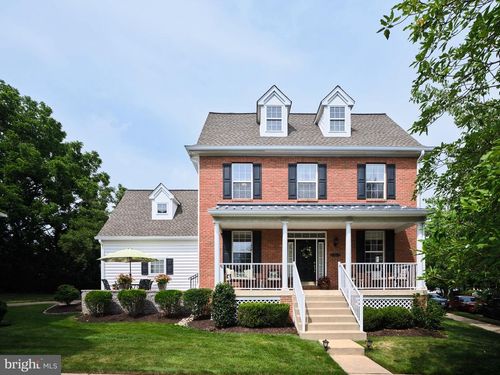 28 Woodbridge Dr, DOYLESTOWN, PA, 18901-1967 | Card Image
