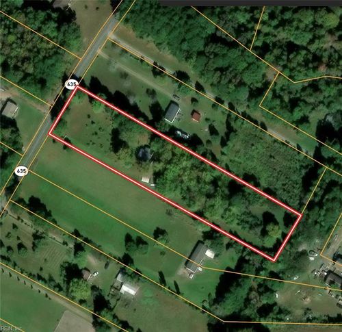 11525 Tucker Swamp Rd, Zuni, VA, 23898-3323 | Card Image