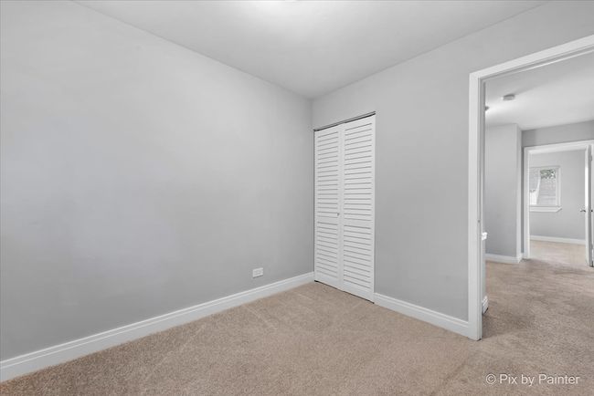 63 - 1247 E Canterbury Trl, Condo with 4 bedrooms, 2 bathrooms and 1 parking in Palatine IL | Image 18
