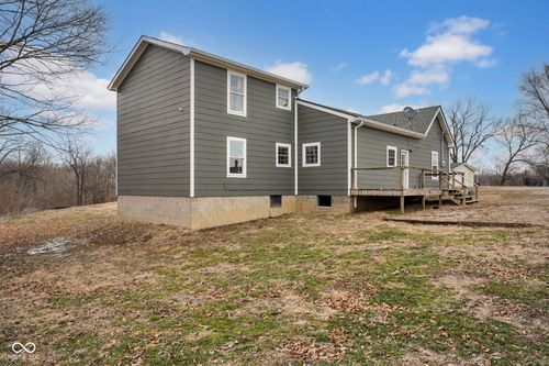 11074 N Cross St, Hope, IN, 47246-9402 | Card Image