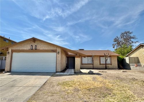 3845 Arizona Ave, Las Vegas, NV, 89104-5103 | Card Image