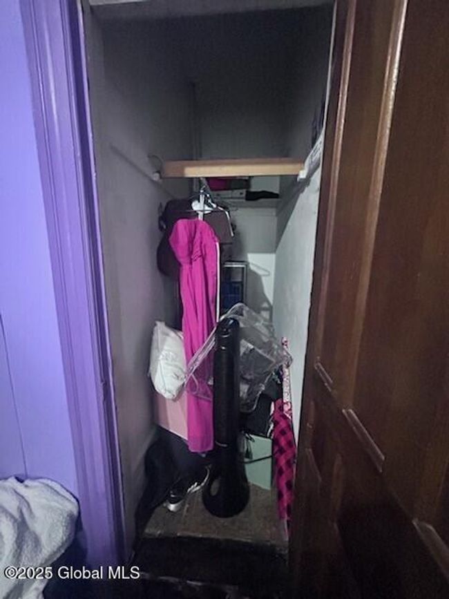 Unit 3 Bedroom 3 Closet | Image 41