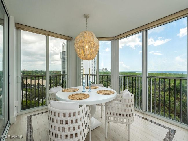 APT-802 - 6573 Marissa Loop, Condo with 2 bedrooms, 2 bathrooms and null parking in NAPLES FL | Image 4