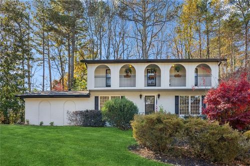 4894 Macbain Ln, Dunwoody, GA, 30360-1662 | Card Image