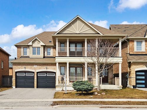 939 Memorial Cir, Newmarket, ON, L3X0B5 | Card Image
