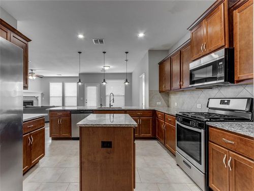 3428 Sadie Drive, Yukon, OK, 73099 | Card Image