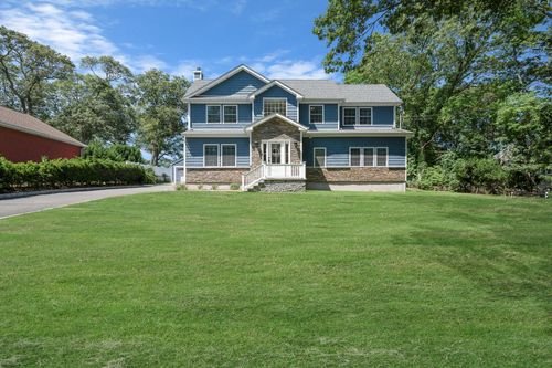 206 Brooksite Dr, Smithtown, NY, 11787-4443 | Card Image