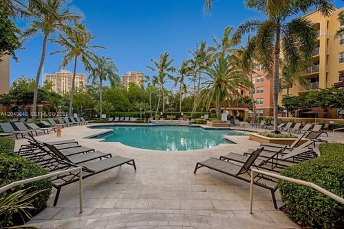 7405-19601 E Country Club Dr, Aventura, FL, 33180-4800 | Card Image
