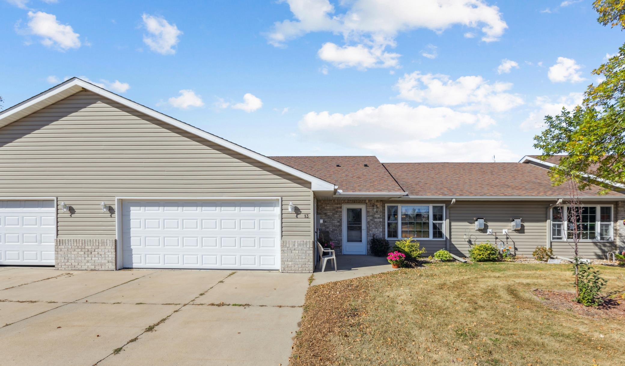 Hana St, Lester Prairie, MN 55354