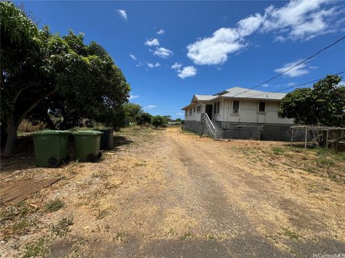 84-1015 Noholio Rd, Waianae, HI, 96792-2247 | Card Image