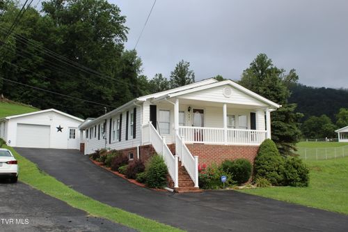 791 N Kentucky St, Pennington Gap, VA, 24277-1421 | Card Image