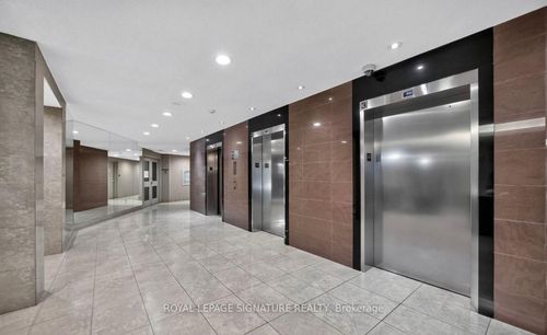 1003-7250 Yonge St, Thornhill, ON, L4J7X1 | Card Image