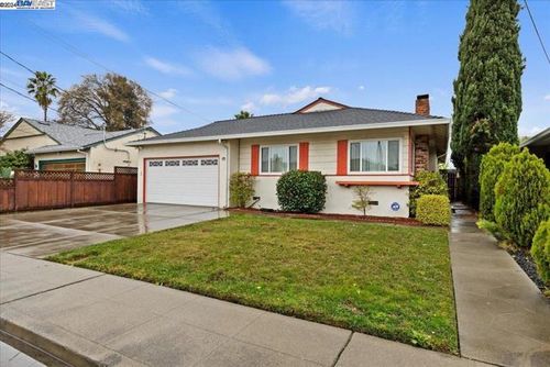 22035 Betlen Way, Castro Valley, CA, 94546-6503 | Card Image