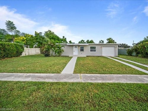 21512 Kenyon Ave, Port Charlotte, FL, 33952-6824 | Card Image