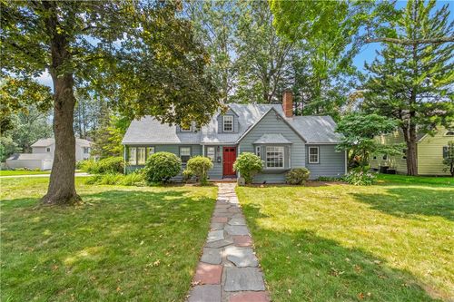 64 White Birch Rd, Cranston, RI, 02920-3726 | Card Image