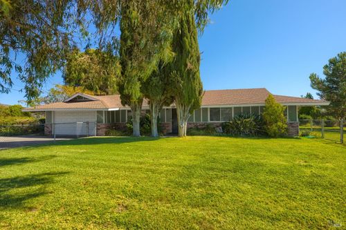4394 Tolenas Rd, Fairfield, CA, 94533-6611 | Card Image