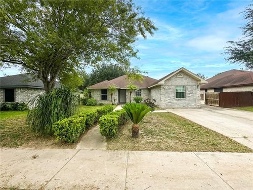 1003 Thornwood Dr, Mission, TX, 78574-2388 | Card Image
