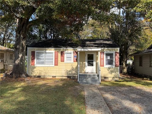 102 9th Ave, Chickasaw, AL, 36611-2704 | Card Image