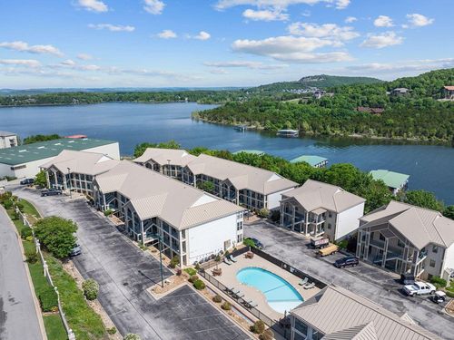 11-135 Upper Emerald Bay Circle, Hollister, MO, 65672 | Card Image