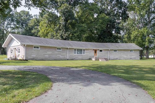 1372 Yockey Rd, Mitchell, IN, 47446-6915 | Card Image