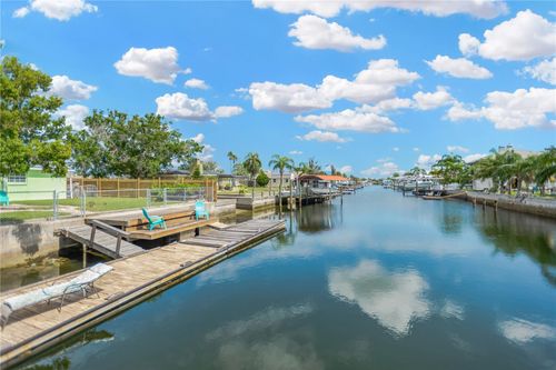 13724 Cox Ave, HUDSON, FL, 34667-1513 | Card Image