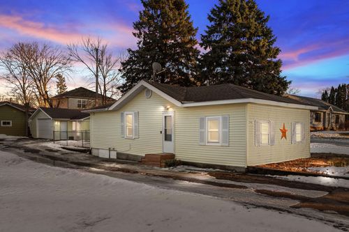 2740 Larch Ln N, Plymouth, MN, 55441-2930 | Card Image