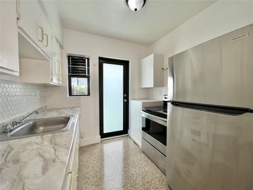 apt-2-877 80th St, MIAMI BEACH, FL, 33141-1553 | Card Image