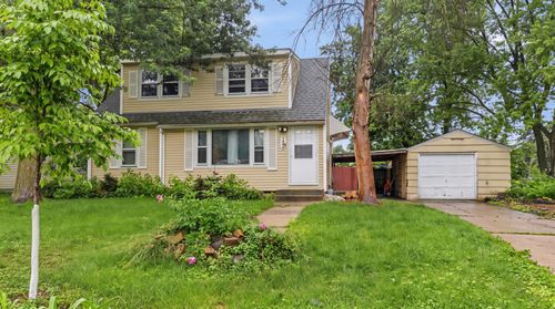 1450 Sandhurst Ave E, Maplewood, MN, 55109-3550 | Card Image