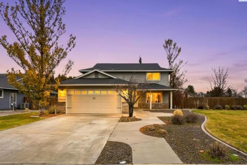 5102 Blue Heron Blvd, West Richland, WA, 99353 | Card Image